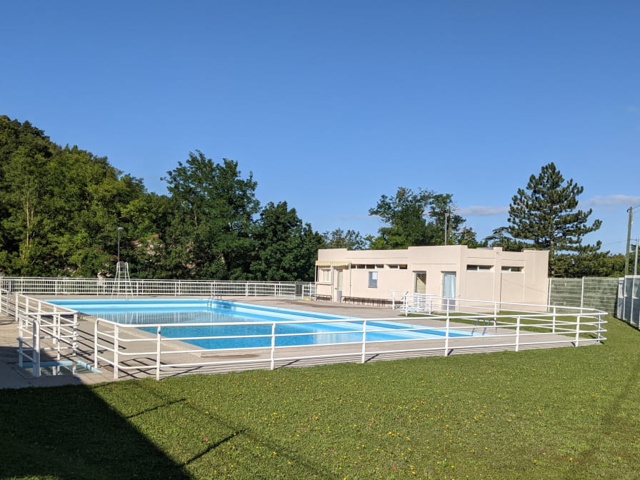 Piscine de Peyrus (Crédit photo: Valence Romans Tourisme - Marie-Ange Guillot)